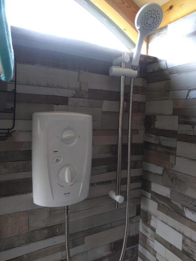Glamping Malvern Shepherd Hut ภายนอก รูปภาพ